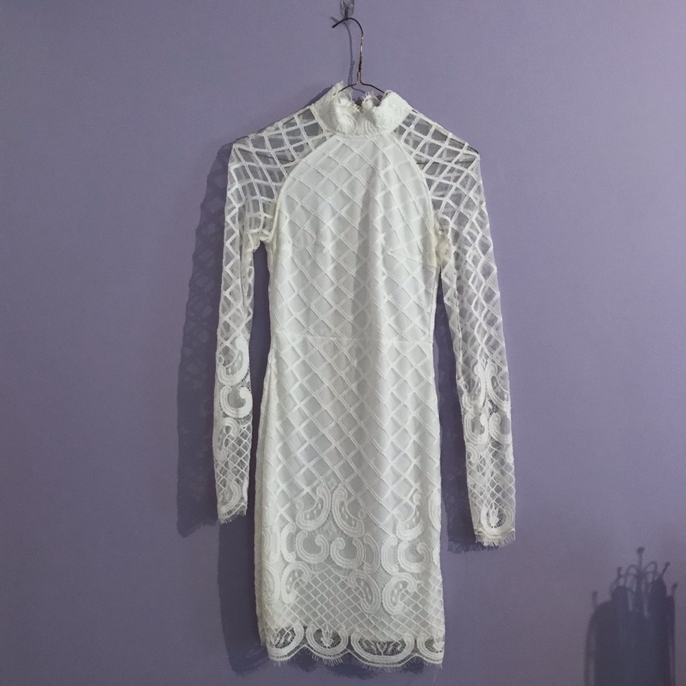 Long Sleeve Lace Bodycon Dress